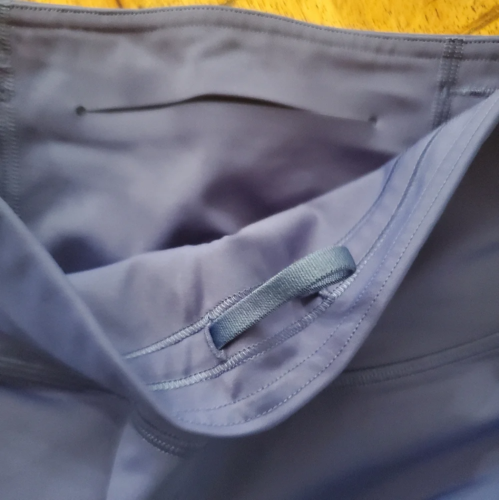 Lululemon 🍋 Base Pace High-Rise Crop Size 8 - Picture 6 of 8